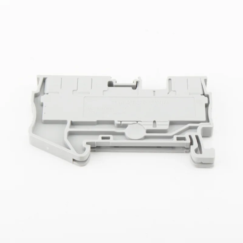 PT4 TWIN သည် Din ရထားလမ်း Terminal Block ကိုဖြတ်၍ အစာကျွေးသည်။